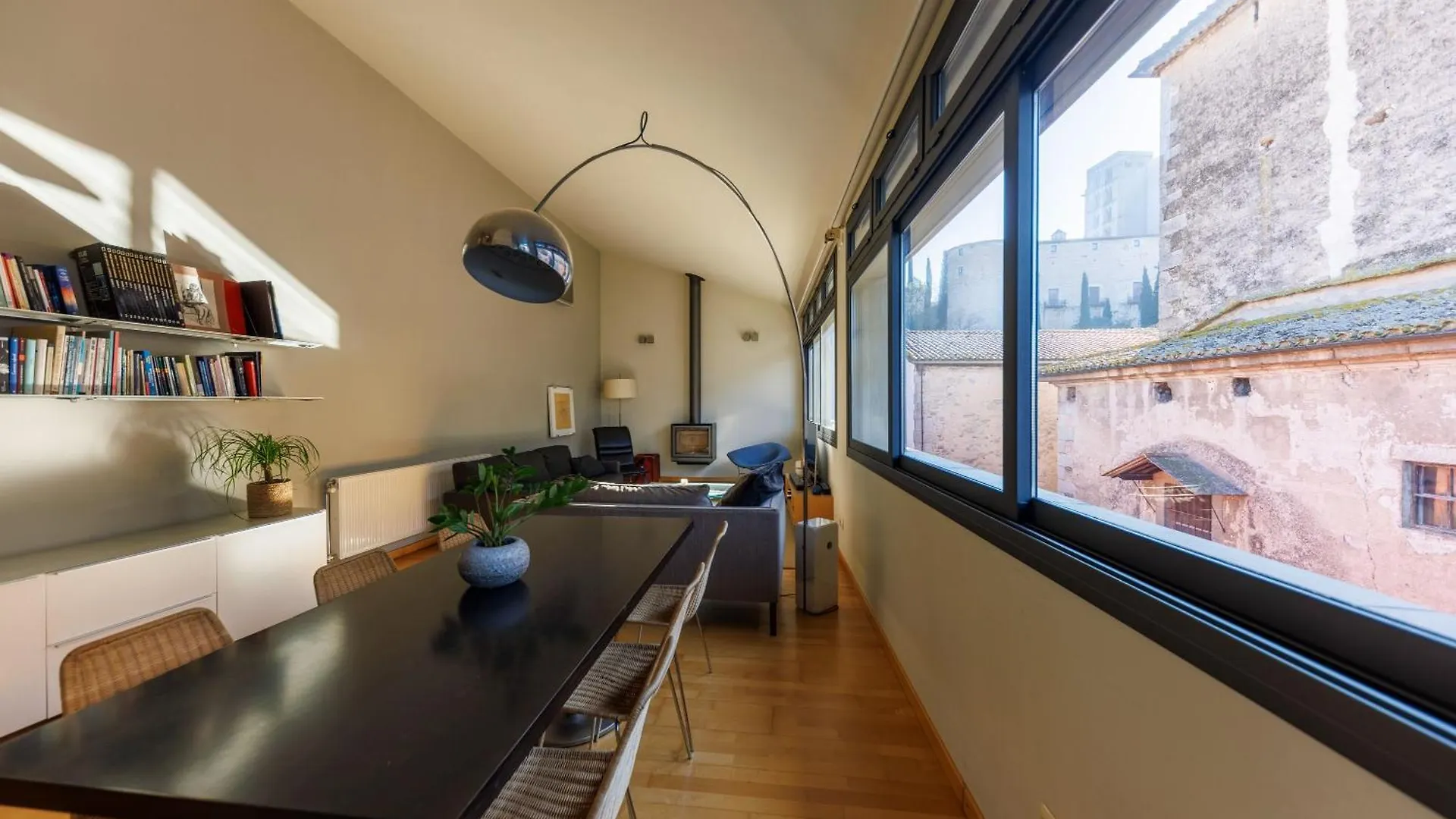 Flateli Portal Barca 15 Lägenhet Girona